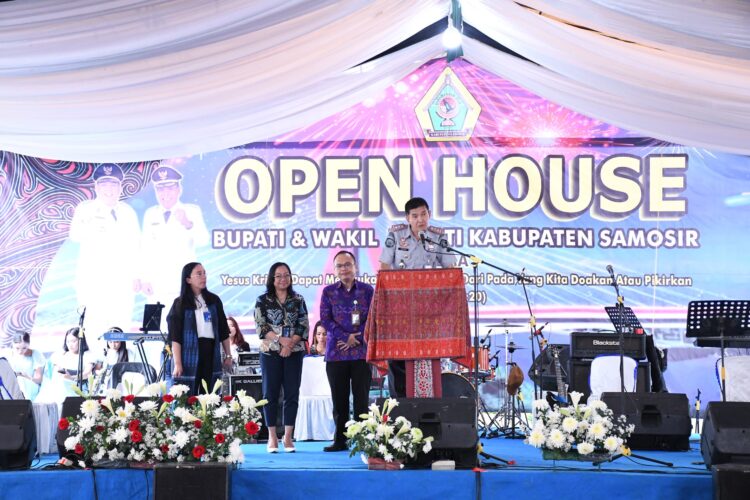 Bupati Samosir dan Wabup Gelar Open House di Rumah Dinas Awal Tahun 2024