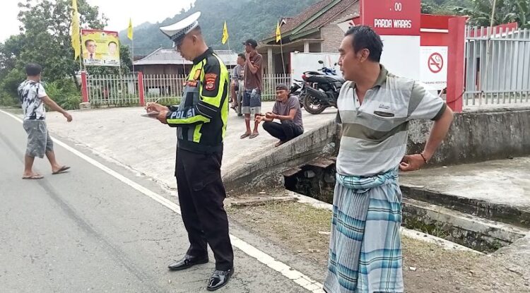 Kapolres Tanggamus Berikan Arahan Perdana dan Cek Ruang Pelayanan, Kebersihan Mako dan Ruang Tahanan