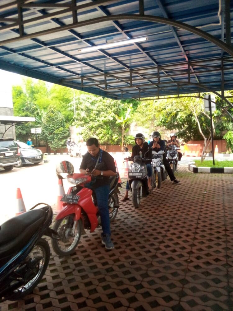 Berlakukan Drive-thru, Pajak Tahunan Motor Makin Mudah