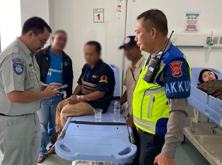 Capai Zona Hijau, Bupati Samosir Terima Penghargaan Pelayanan Publik dari Ombudsman RI