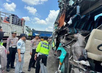 Respons Cepat Jasa Raharja Jamin Seluruh Korban Tabrakan Bus Peziarah dengan Truk di Gresik, Jawa Timur