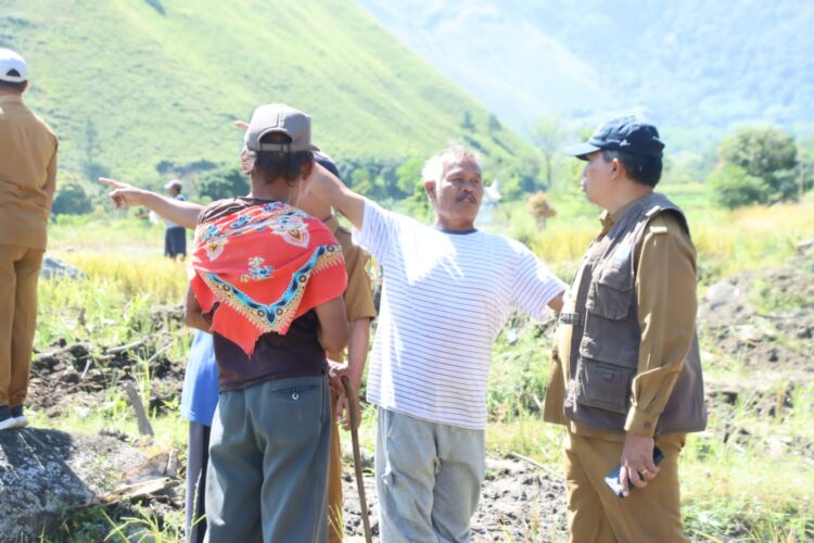 Pemkab Samosir Kebut Penataan Lahan Pertanian Warga Pasca Banjir Bandang di Kenegerian Sihotang