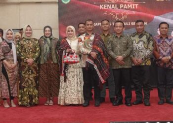 Pj. Bupati Paluta, Patuan Rahmat Syukur P. Hasibuan, S.STP., MM., Hadiri Acara Kenal Pamit Pergantian Jabatan Kapolres Tapanuli Selatan