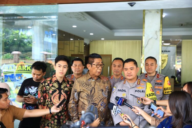 Polres Pringsewu Amankan Distribusi Logistik Pemilu dari PPK ke PPS