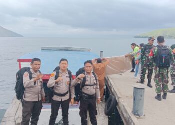 Logistik Pemilu 2024 Dikawal hingga ke PPS oleh Polres Samosir Melalui Danau dan Perbukitan