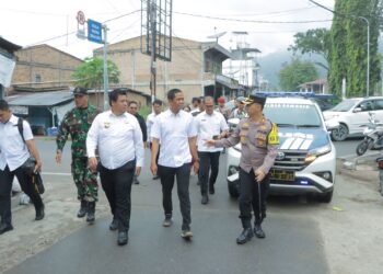 Tahanan di Rutan Polda Jateng Memberikan Hak Pilihnya: KPPS  Kalurahan Mugassari Datang Membawa Kelengkapan