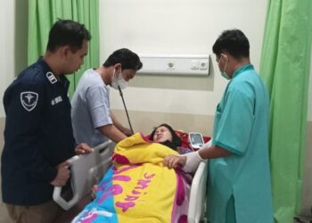 Respon Cepat, Dokkes Polres Purbalingga Tangani Petugas KPPS Pingsan