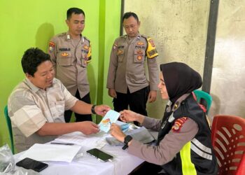 Sekda Kabupaten Tanggamus Menerima Penghargaan Sistem Merit 2023 Dalam Pengisian Jabatan Pimpinan Tinggi (JPT) dari Komisi Aparatur Sipil Negara (KASN)