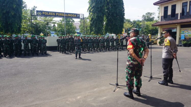 Kapolres Purbalingga Lepas Personel TNI Bantuan Pengamanan Pemilu 2024