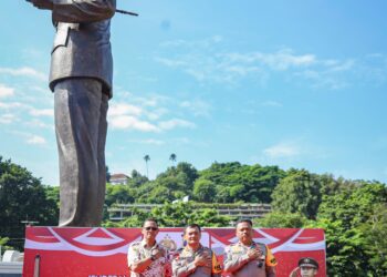 Mapolda Jateng Resmi Memiliki Monumen Patung Hoegeng Iman Santoso, Jadi Ikon Kebanggaan Polisi Jateng
