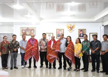 Sosialisasikan Pengelolaan Keuangan Daerah, Bupati Samosir Jamu Dirjen Bina Keuda Kemendagri