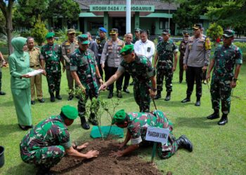 Kapolres Pringsewu Sambut Kunjungan Kerja Pangdam II Sriwijaya di Markas Kodim 0424 Tanggamus
