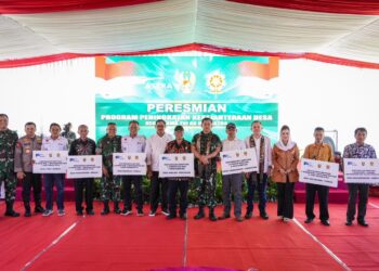 Kapolda Jateng Hadiri Peresmian Pembangunan Air Bersih dan Rehab RTLH oleh KASAD di Banyumas