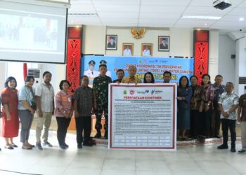Pj. Bupati Banyumas Terima Penghargaan BAZNAS Award 2024