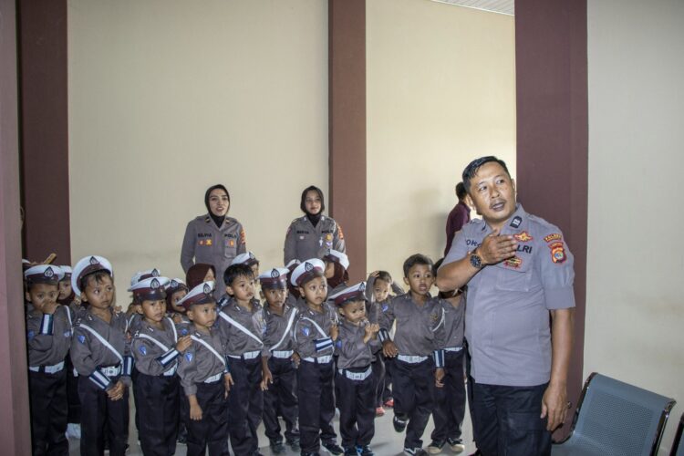 Ciptakan Keamanan Jelang Pemilu 2024, Polres Pringsewu, TNI dan Satpol-PP Lakukan Patroli Gabungan