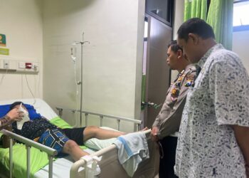 Pastikan Kebenaran Kasus Kecelakaan, Petugas Jasa Raharja Lakukan Wawancara kepada Saksi Korban