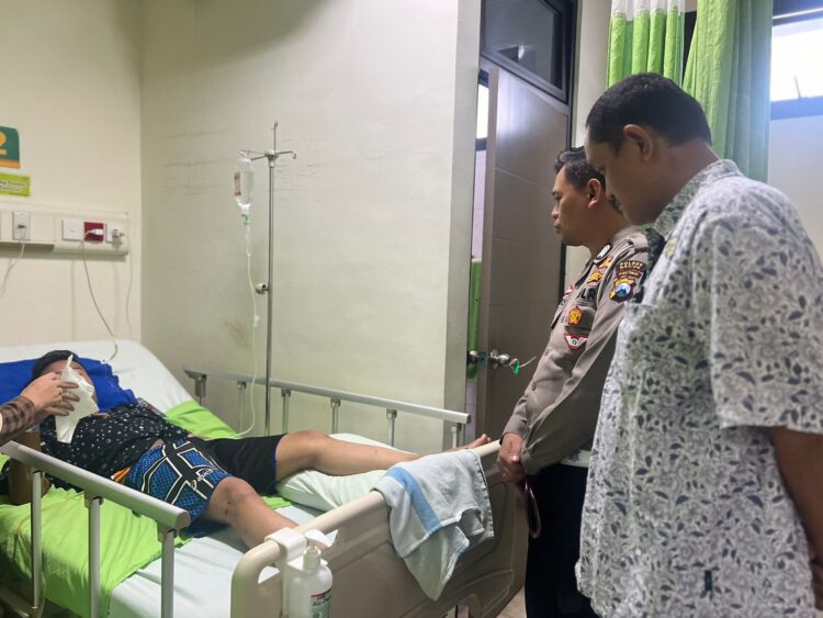 Pastikan Kebenaran Kasus Kecelakaan, Petugas Jasa Raharja Lakukan Wawancara kepada Saksi Korban