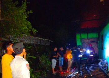 Polsek Talang Padang Identifikasi Peristiwa Kebakaran Rumah di Gunung Alip
