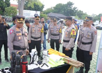 Polres Indramayu Gelar Apel Sarana Prasarana Dan Kendaraan Dinas Dalam Rangka Kesiapan Operasi Ketupat Lodaya 2024