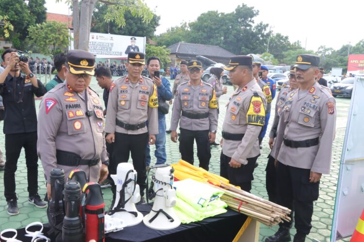 Polres Indramayu Gelar Apel Sarana Prasarana Dan Kendaraan Dinas Dalam Rangka Kesiapan Operasi Ketupat Lodaya 2024