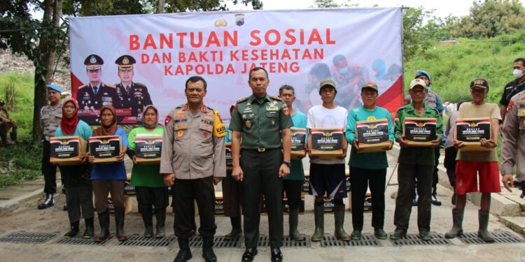 Giat Bansos dan Bakti Kesehatan, Kapolda Jateng sentuh Pekerja TPSA Plumbon