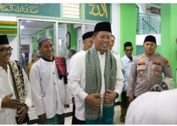 Tarawih Keliling, Walikota Jakarta Utara Sambangi Masjid At Tawakal Pademangan