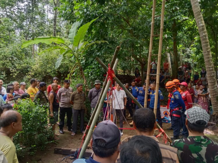 Tercebur Sumur, Kakek di Kaligondang Meninggal Dunia