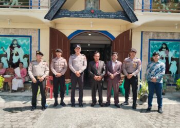Polres Samosir Tempatkan Personel di Gereja Demi Kenyamanan Ibadah Paskah 2024