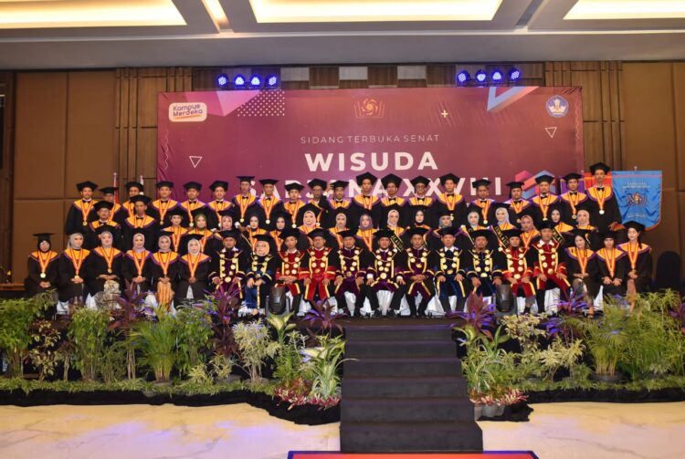 Wisuda Ke-XXIX, Universitas Amikom Purwokerto Tambah 275 Lulusan
