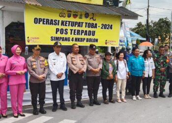 Forkopimda Kabupaten Samosir Bersama Bhayangkari Cabang Samosir, Pantau Pos Ops Ketupat Toba 2024