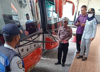Cegah Laka Lantas Angkutan Lebaran,Polres Madiun Kota, Jasa Raharja dan Dishub Madiun Kota Bersinergi Gelar Rampcheck