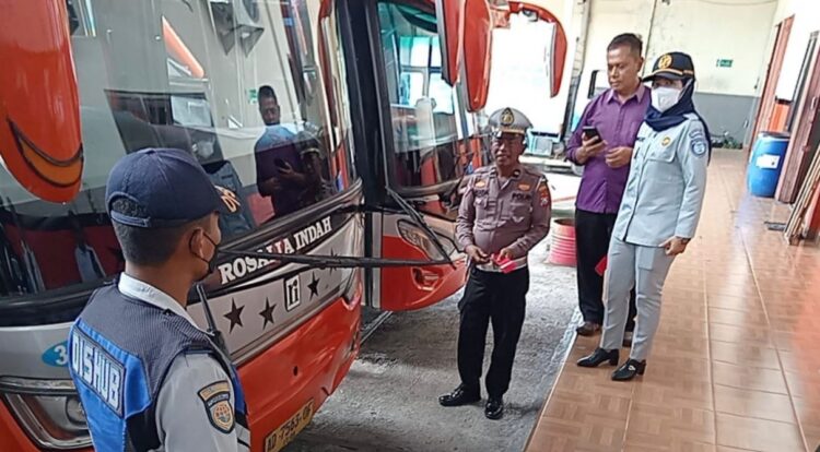 Cegah Laka Lantas Angkutan Lebaran,Polres Madiun Kota, Jasa Raharja dan Dishub Madiun Kota Bersinergi Gelar Rampcheck