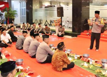 Kapolda Jateng Sebut Penanganan Arus Mudik di Tol Fungsional Libatkan 3 Polres, Masih Minim Sarana, Tol Fungsional Dibuka Mulai Jam 6 Pagi Sampai 5 Sore