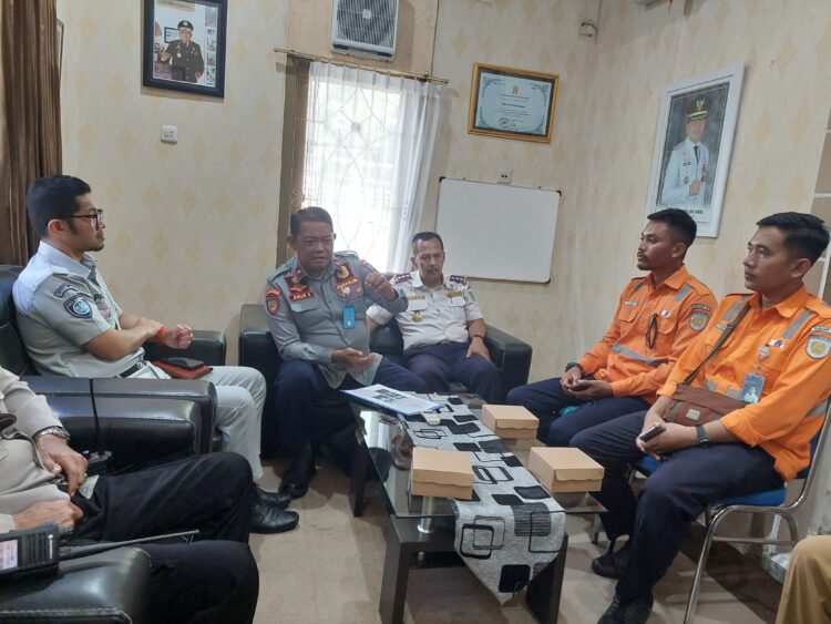 Jelang Lebaran Tahun 2024, Jasa Raharja Probolinggo Menghadiri FKLL Membahas Tentang Perlintasan Sebidang di Kota Probolinggo Bersama Stakeholder Terkait