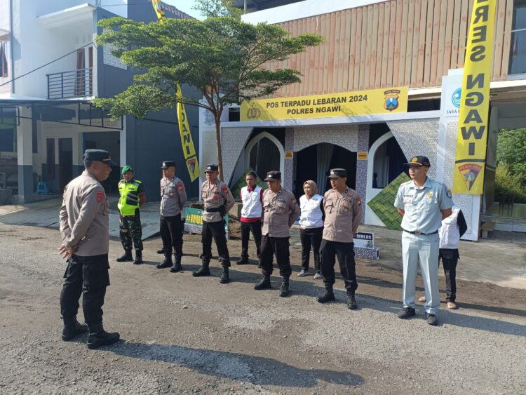Apel Kesiapan Personil, Jasa Raharja Madiun Layani Pemudik di Pos Perbatasan Mantingan Ngawi Jawa Timur