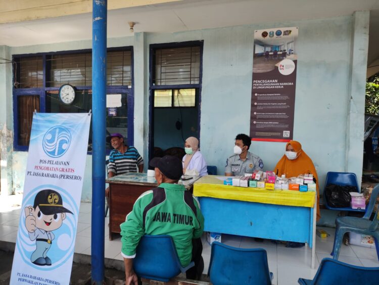 Cek Kesiapan Supir Bus dalam Mudik Lebaran 2024, Jasa Raharja Pamekasan Laksanakan Pemeriksaan Kesehatan Gratis