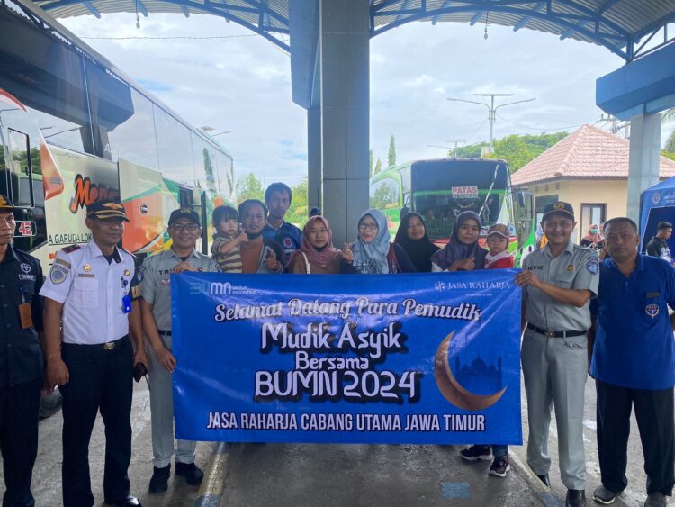 Jasa Raharja Madiun Jemput Pemudik Peserta Mudik Gratis Jasa Raharja Jatim di Terminal Kertonegoro Ngawi