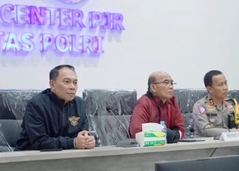Menko PMK, Kakorlantas, dan Dirut Jasa Raharja Pantau Arus Mudik dari Command Center KM 29 Tol