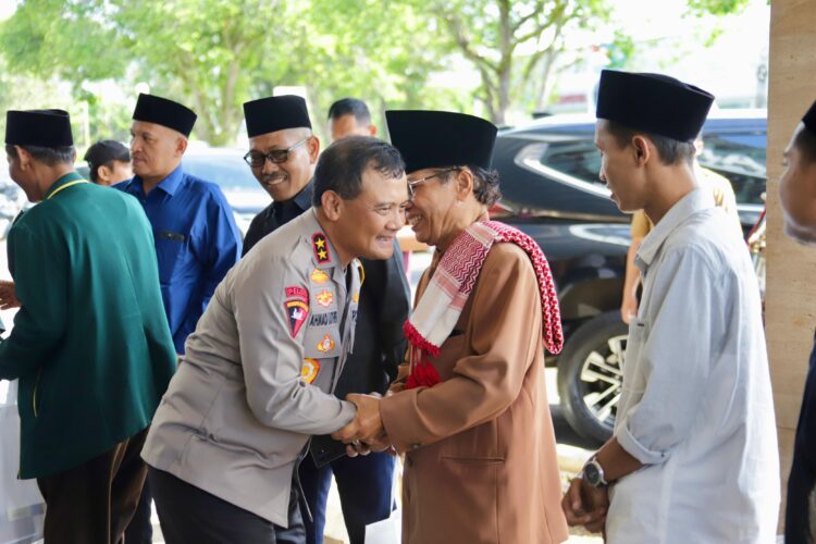 Irjen Pol Ahmad Luthfi Kapolda Jateng silaturahmi di Cilacap  Berkolaborasi wujudkan Kamtibmas Kondusif
