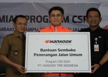Kadis Sosial Kabupaten Bekasi Terima Bantuan Dari CSR PT.Hankook Tire Indonesia, Berupa PJU dan 1125 Paket Sembako Lebaran