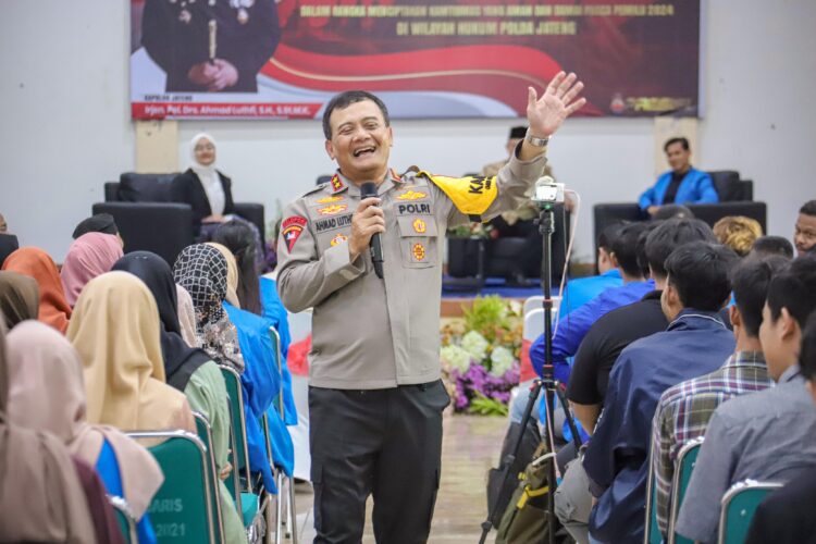 Kapolda Jateng Gelar Dialog Kebangsaan di UNDARIS