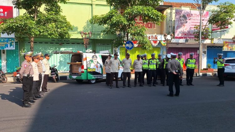 Samsat Nganjuk Gelar Operasi Gabungan Untuk Meningkatkan Kepatuhan Masyarakat Terhadap Pajak Kendaraan Bermotor