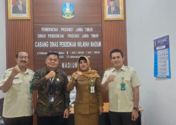Bahas Upaya Keselamatan Transportasi dan Kepatuhan Pajak, Kepala Jasa Raharja Madiun Koordinasikan Program Strategis ke Dinas Pendidikan Cabang Madiun