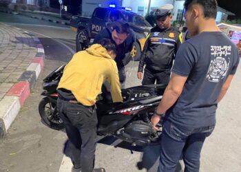 Personil Satuan Lalu Lintas, Satuan Samapta, Satuan Intel, Satuan Reskrim, Satuan Res Narkoba dan Personil Dalmas Polres Samosir