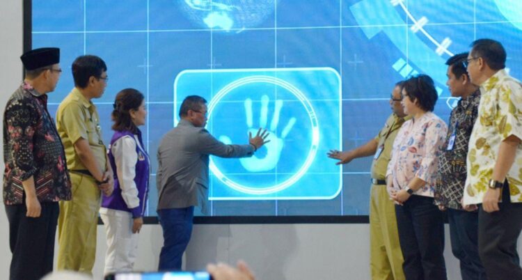 Wakil Menteri LHK Alue Dohong Luncurkan Program Siswa Sadar Sampah