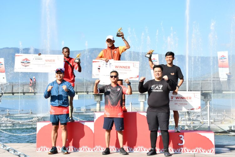 Polres Samosir Berhasil Amankan Hari Kedua Lomba Lari Trail of The Kings 2024 Kab. Samosir