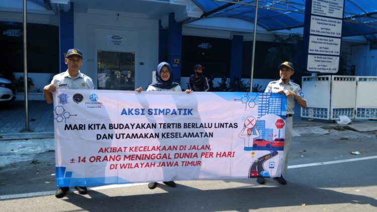 Jasa Raharja Surabaya Gelar Aksi Simpatik Sebagai Upaya Pencegahan Kecelakaan dan Fatalitas Korban Laka Lantas
