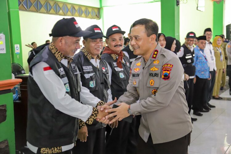 Kapolda Jateng Cek Calon Jamaah Haji di Donohudan