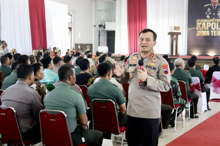Kapolda Jateng Irjen Pol Ahmad Luthfi  safari kamtibmas ke Demak sekaligus mengecek Sinergitas Tiga Pilar