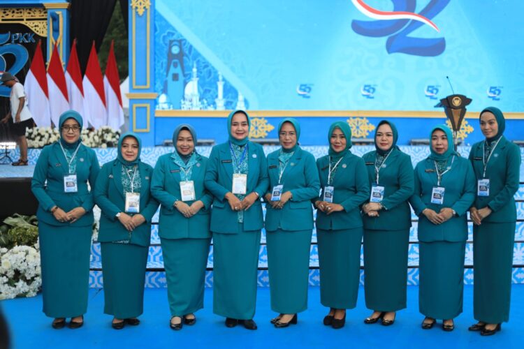 PJ Ketua TP PKK Pringsewu Hadiri Puncak Peringatan HKG PKK ke-52 di Solo